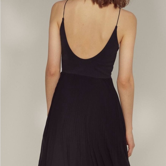 Aritzia WILFRED Daphnee RED Pleated Midi Dress XS, ballet style - Picture 4 of 8